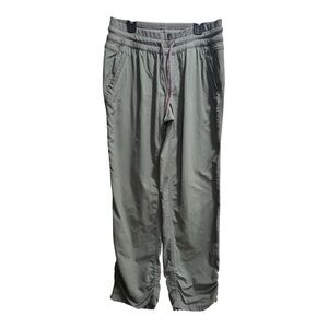 The‎ North Face Green and Pink Aphrodite Pants, size Medium